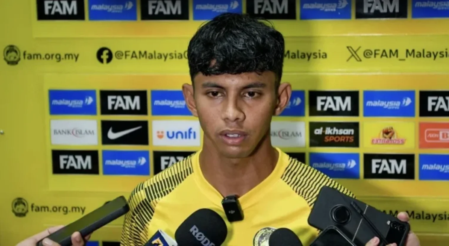 Azmat Hmb Pesanan dua Legenda jadi Azimat Bintang harapan baharu Malaysia - Sukan ...